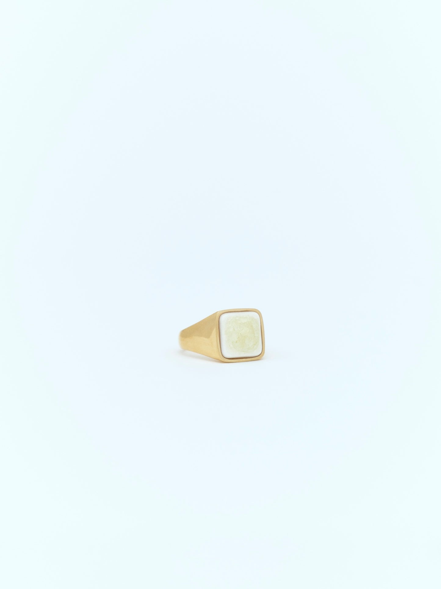 SQUARE RING | GOLD