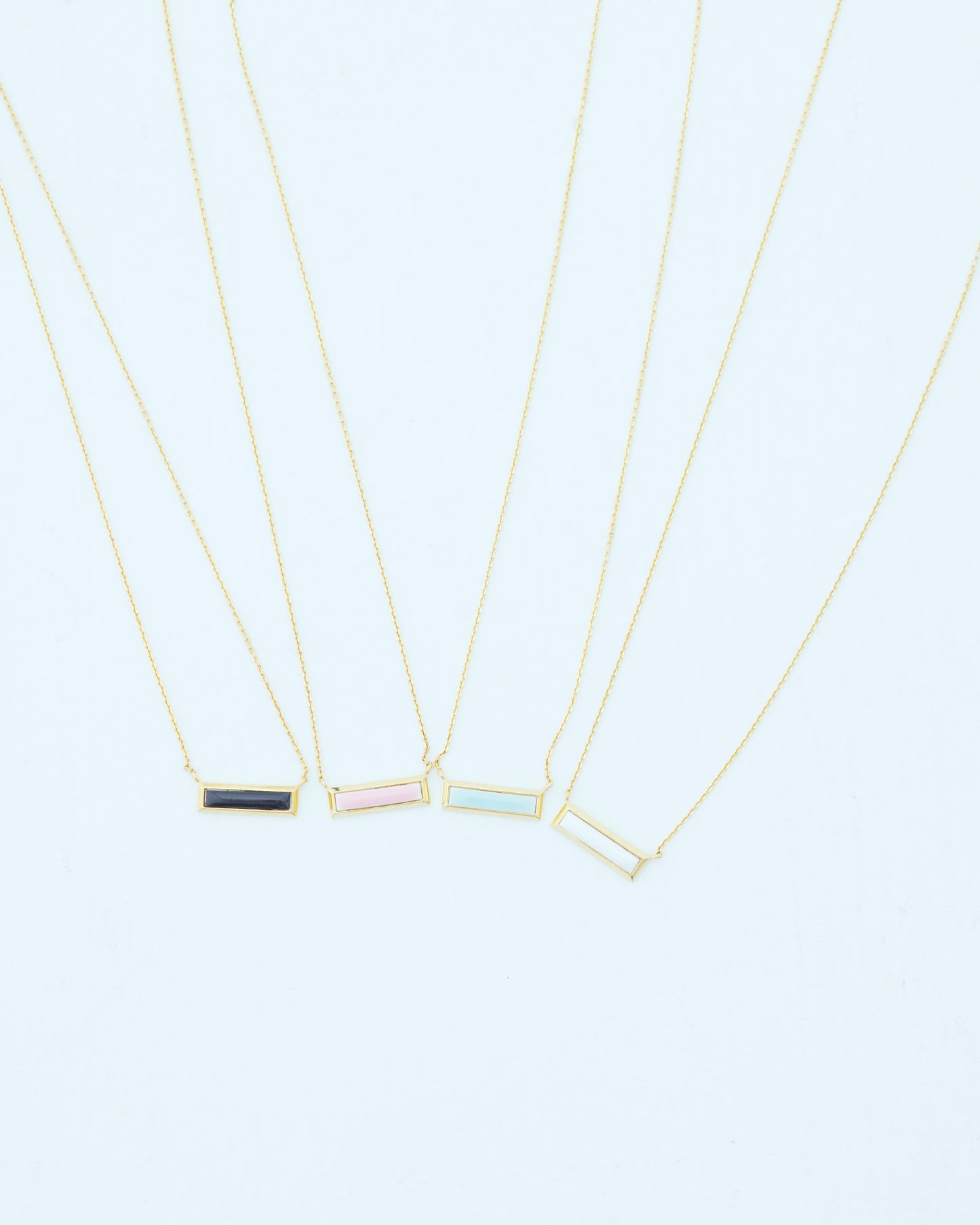 N.RECTANGLE NECKLACE | GOLD