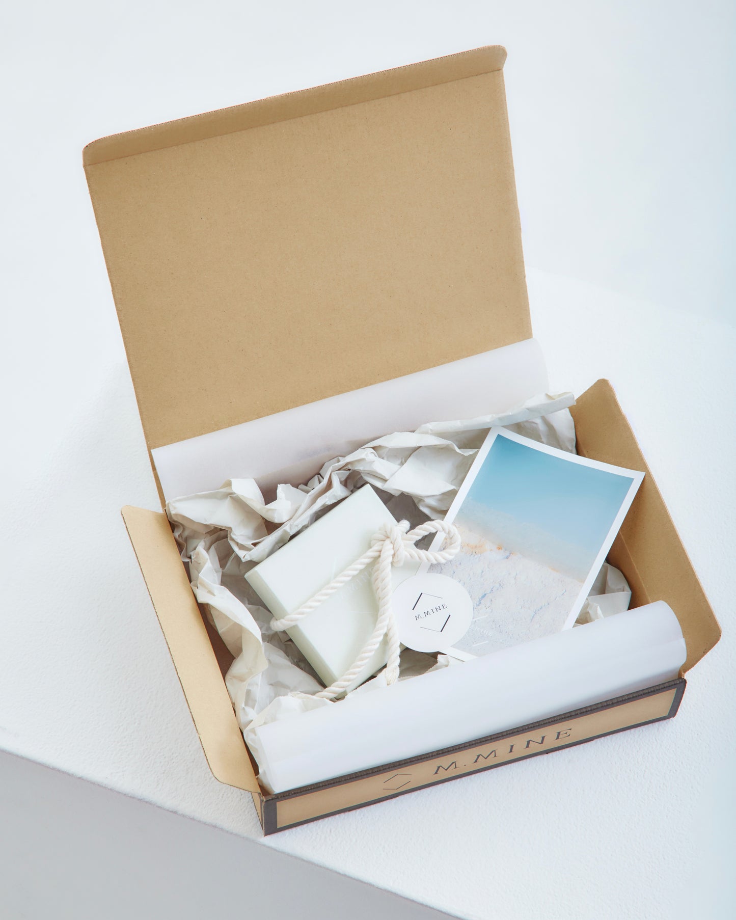 GIFT BOX
