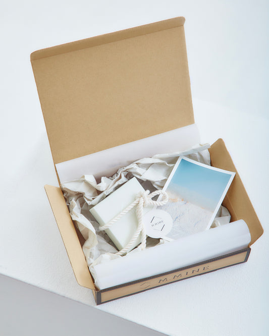 GIFT BOX