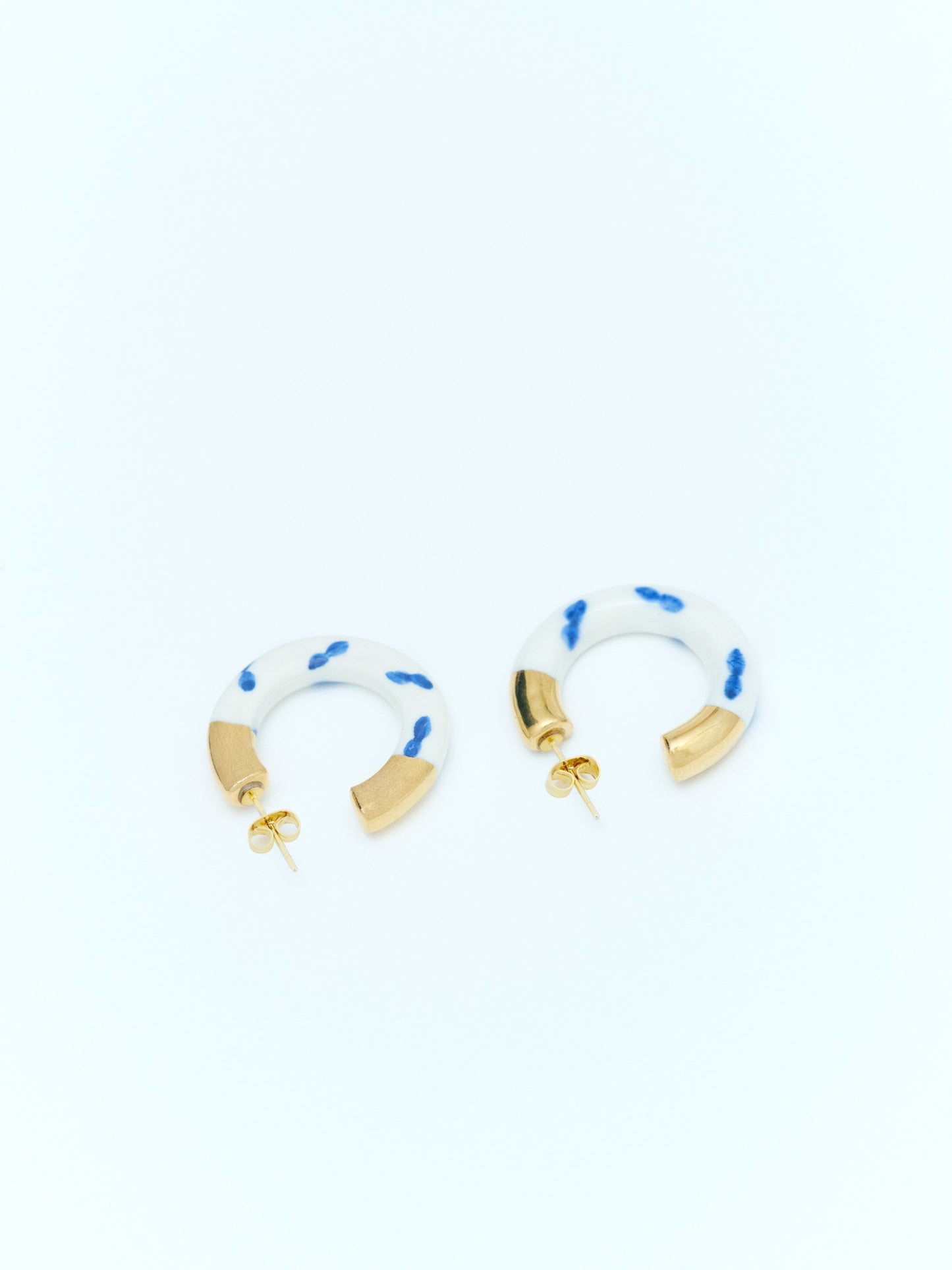 HOOP PIERCE